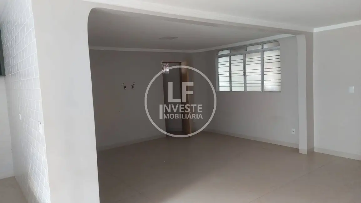 Foto 5 de Casa com 3 quartos à venda, 250m2 em Village Veneza, Goiania - GO