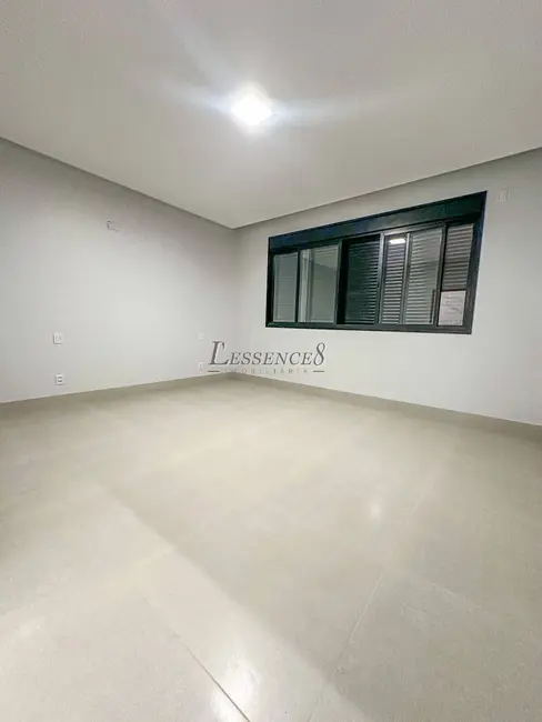 Sobrado com 3 quartos à venda, 208m2 em Jardim América, Goiania - GO - imagem 5 Foto 5 de Sobrado com 3 quartos à venda, 208m2 em Jardim América, Goiania - GO
