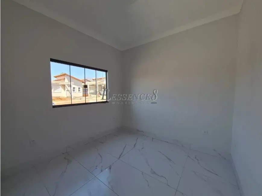 Casa com 3 quartos à venda, 200m2 em Jardim Decolores, Trindade - GO - imagem 5 Foto 5 de Casa com 3 quartos à venda, 200m2 em Jardim Decolores, Trindade - GO