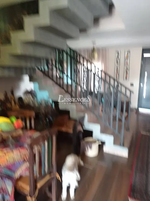 Sobrado com 4 quartos à venda, 307m2 em Senador Canedo - GO - imagem 7 Foto 7 de Sobrado com 4 quartos à venda, 307m2 em Senador Canedo - GO