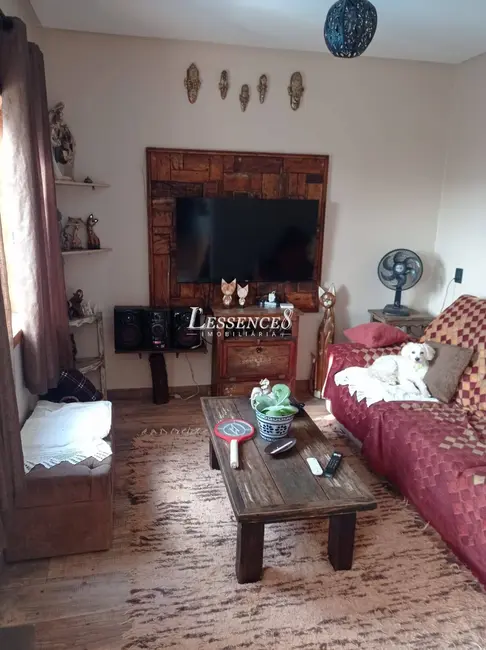 Sobrado com 4 quartos à venda, 307m2 em Senador Canedo - GO - imagem 9 Foto 9 de Sobrado com 4 quartos à venda, 307m2 em Senador Canedo - GO