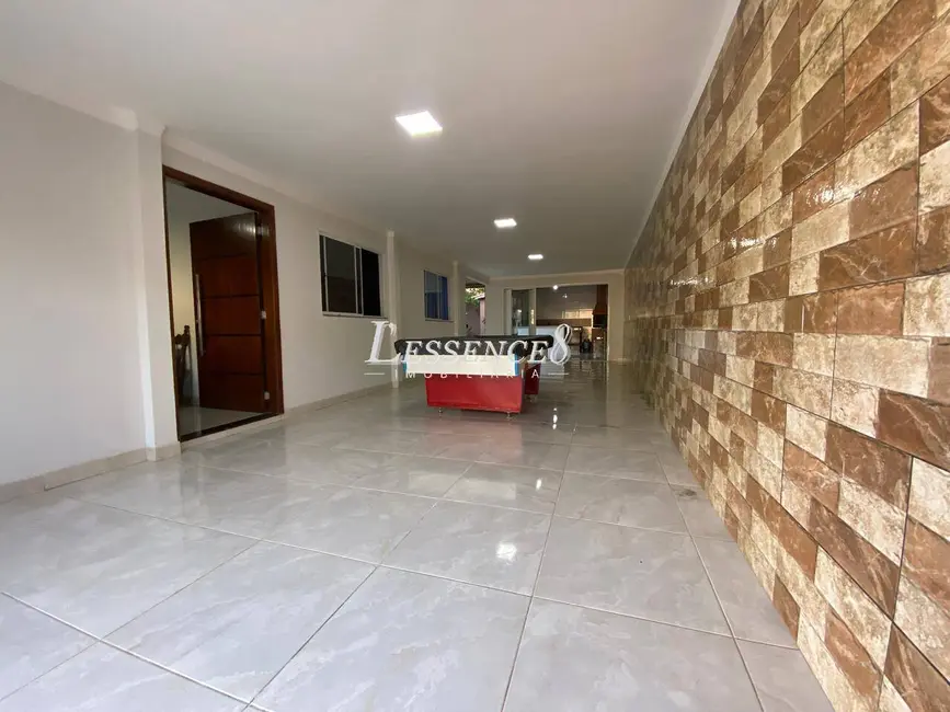 Foto 2 de Casa com 5 quartos à venda, 425m2 em Parque Real de Goiânia, Aparecida De Goiania - GO