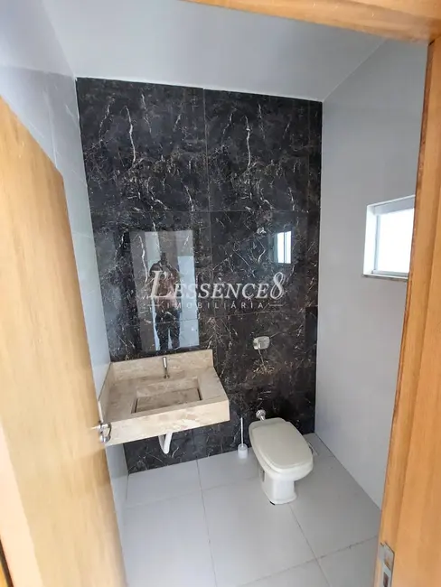 Foto 9 de Casa com 3 quartos à venda, 141m2 em Setor Maysa, Trindade - GO