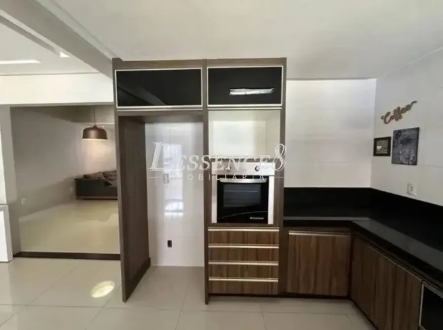 Foto 3 de Casa com 3 quartos à venda, 502m2 em Jardim Europa, Goiania - GO