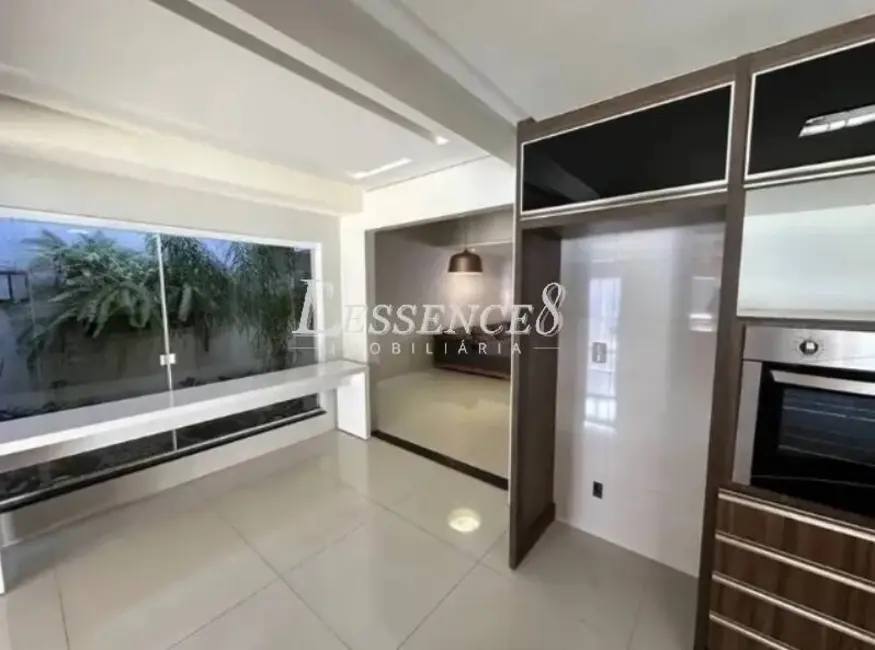 Foto 2 de Casa com 3 quartos à venda, 502m2 em Jardim Europa, Goiania - GO