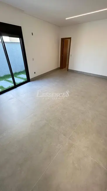 Foto 4 de Casa com 3 quartos à venda, 392m2 em Senador Canedo - GO