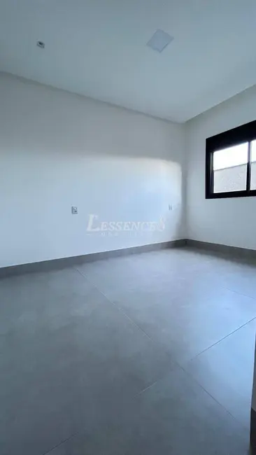 Foto 6 de Casa com 3 quartos à venda, 392m2 em Senador Canedo - GO
