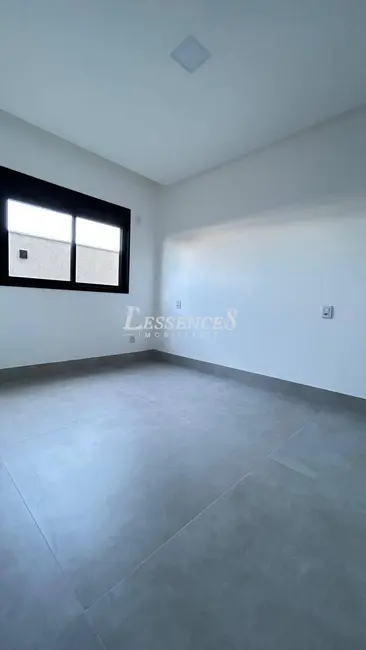 Foto 9 de Casa com 3 quartos à venda, 392m2 em Senador Canedo - GO