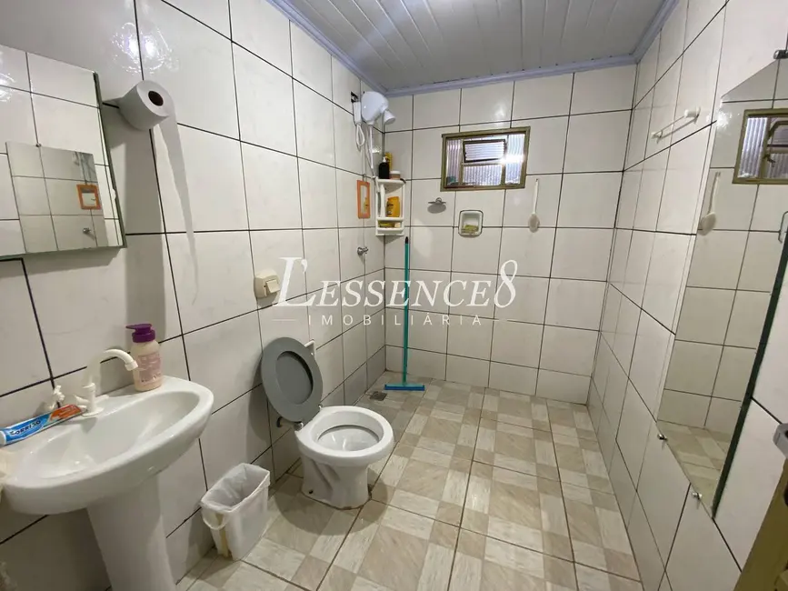 Foto 9 de Casa com 2 quartos à venda, 105m2 em Da Vitória, Goiania - GO