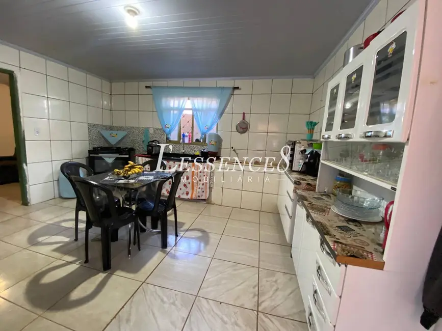 Foto 3 de Casa com 2 quartos à venda, 105m2 em Da Vitória, Goiania - GO