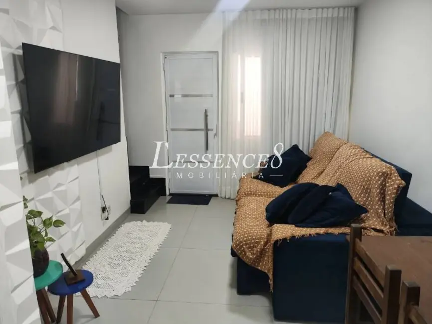 Foto 2 de Sobrado com 2 quartos à venda, 190m2 em Residencial Flórida, Goiania - GO