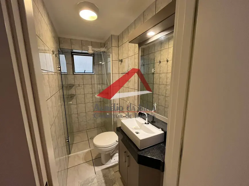 Apartamento com 2 quartos à venda e para alugar em Centro, Bombinhas - SC - imagem 7 Foto 7 de Apartamento com 2 quartos à venda e para alugar em Centro, Bombinhas - SC