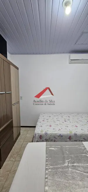 Foto 7 de Casa com 2 quartos à venda e para alugar em Bombinhas - SC
