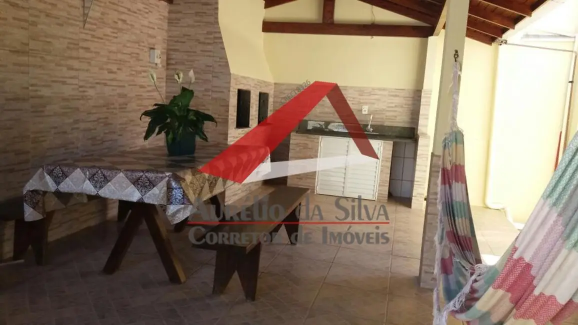 Apartamento com 1 quarto à venda e para alugar, 35m2 em Bombinhas - SC - imagem 8 Foto 8 de Apartamento com 1 quarto à venda e para alugar, 35m2 em Bombinhas - SC