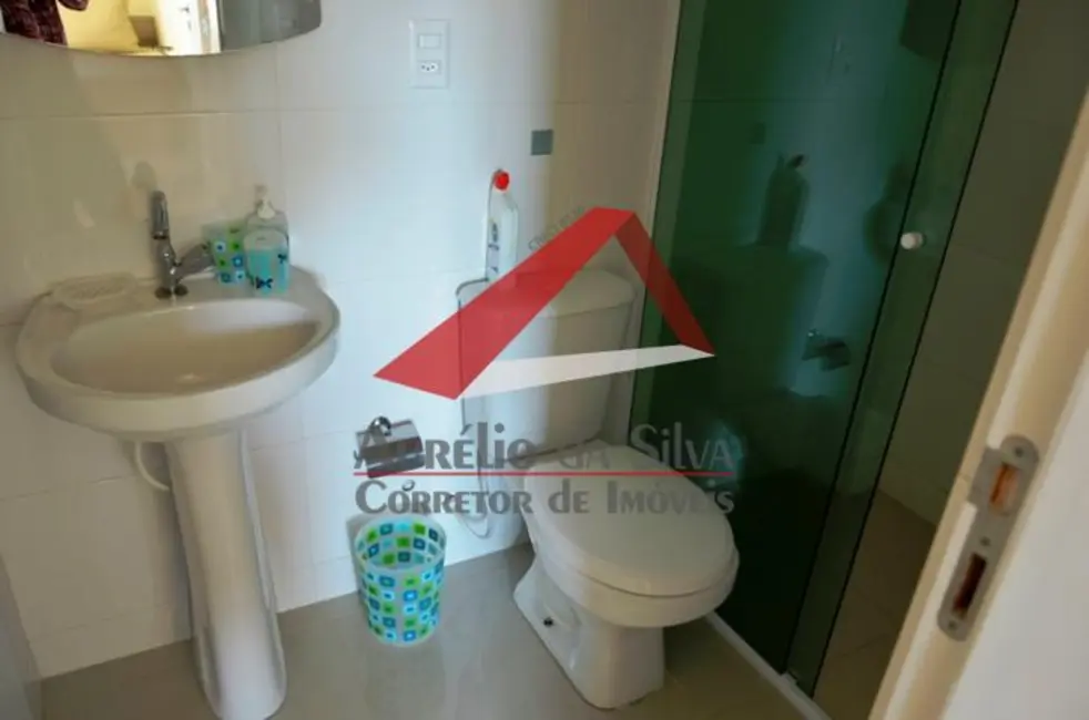 Apartamento com 2 quartos para alugar, 80m2 em Centro, Bombinhas - SC - imagem 9 Foto 9 de Apartamento com 2 quartos para alugar, 80m2 em Centro, Bombinhas - SC