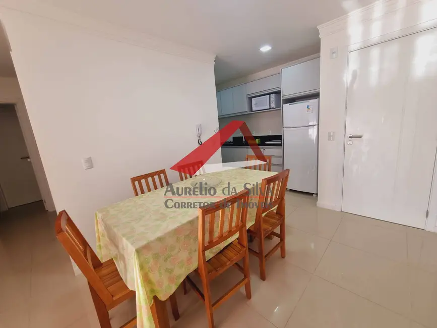 Apartamento com 2 quartos à venda e para alugar em Centro, Bombinhas - SC - imagem 9 Foto 9 de Apartamento com 2 quartos à venda e para alugar em Centro, Bombinhas - SC