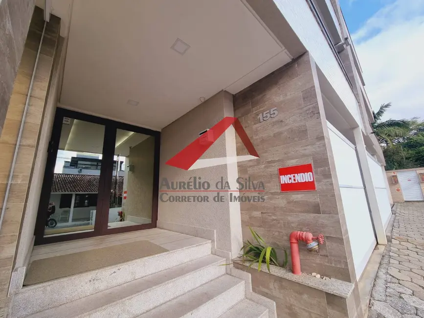 Apartamento com 2 quartos à venda e para alugar em Centro, Bombinhas - SC - imagem 3 Foto 3 de Apartamento com 2 quartos à venda e para alugar em Centro, Bombinhas - SC