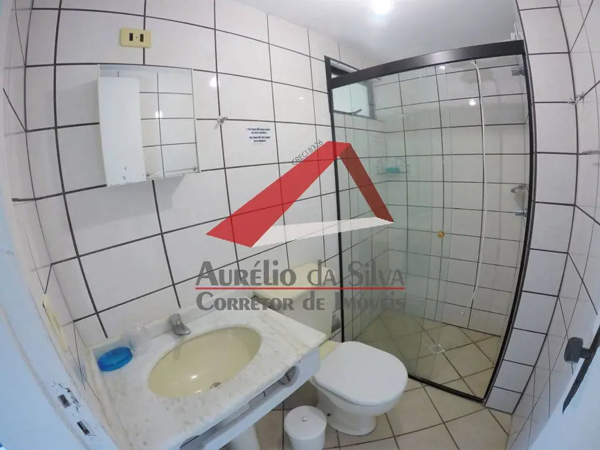 Apartamento com 3 quartos à venda e para alugar em Centro, Bombinhas - SC - imagem 6 Foto 6 de Apartamento com 3 quartos à venda e para alugar em Centro, Bombinhas - SC