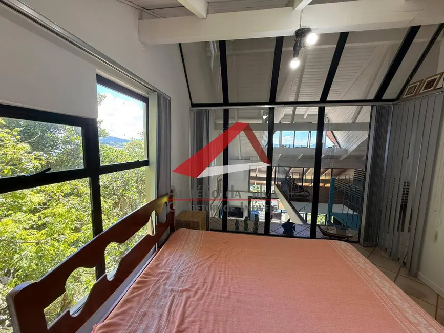 Foto 3 de Apartamento com 3 quartos à venda e para alugar em Centro, Bombinhas - SC