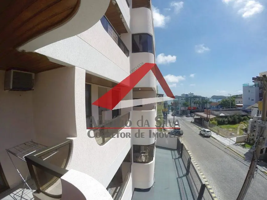 Foto 4 de Apartamento com 3 quartos à venda em Centro, Bombinhas - SC