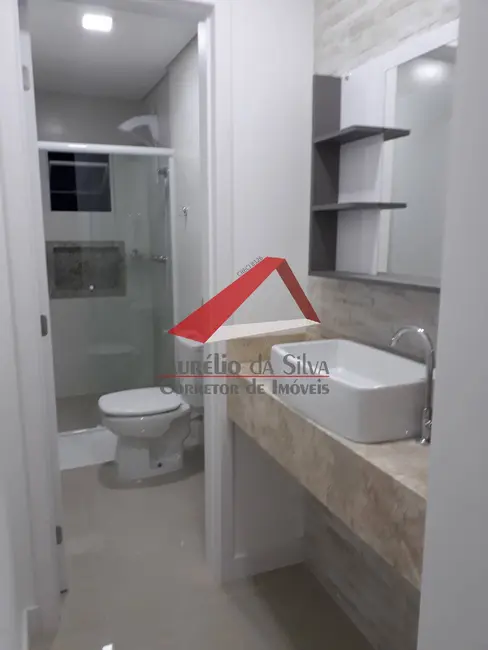 Apartamento com 3 quartos à venda e para alugar em Centro, Bombinhas - SC - imagem 7 Foto 7 de Apartamento com 3 quartos à venda e para alugar em Centro, Bombinhas - SC