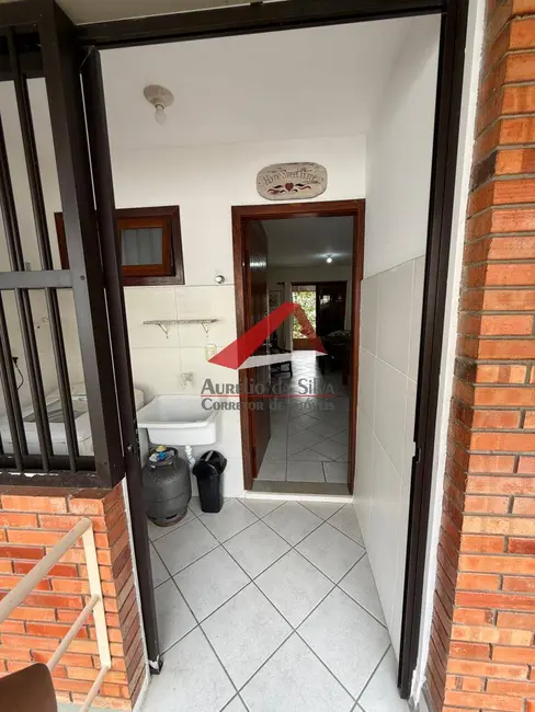 Foto 5 de Apartamento com 2 quartos à venda, 70m2 em Centro, Bombinhas - SC