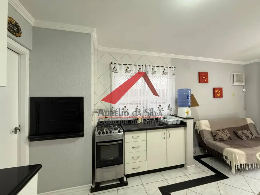 Foto 9 de Apartamento com 2 quartos à venda e para alugar em Centro, Bombinhas - SC