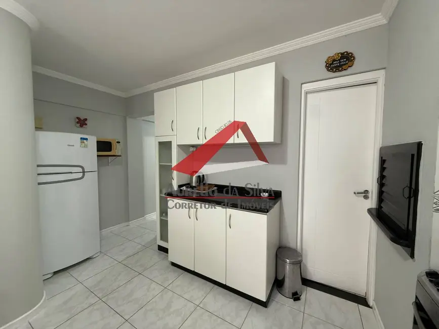 Foto 6 de Apartamento com 2 quartos à venda e para alugar em Centro, Bombinhas - SC