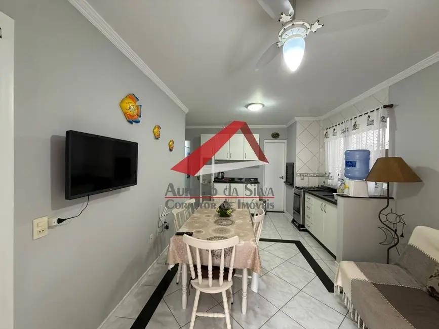 Foto 4 de Apartamento com 2 quartos à venda e para alugar em Centro, Bombinhas - SC