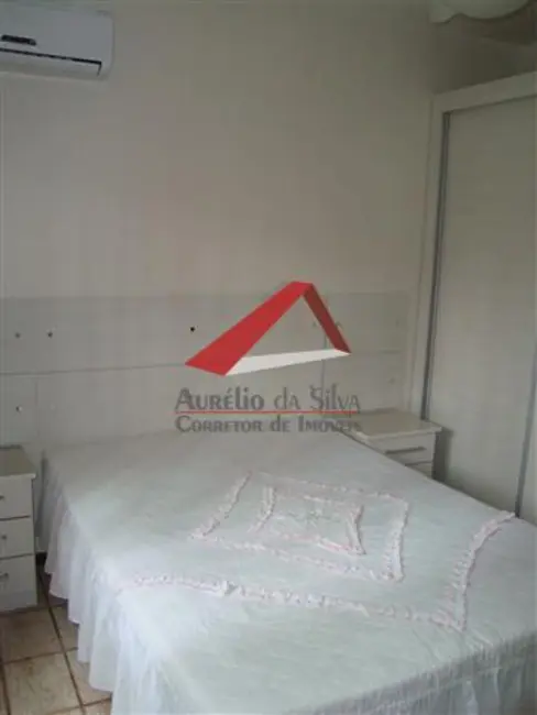 Apartamento com 6 quartos para alugar em Centro, Bombinhas - SC - imagem 9 Foto 9 de Apartamento com 6 quartos para alugar em Centro, Bombinhas - SC