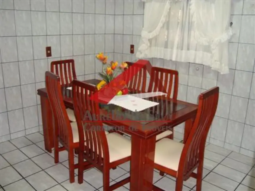 Apartamento com 6 quartos para alugar em Centro, Bombinhas - SC - imagem 6 Foto 6 de Apartamento com 6 quartos para alugar em Centro, Bombinhas - SC