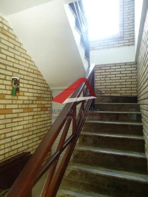 Apartamento com 5 quartos para alugar, 450m2 em Centro, Bombinhas - SC - imagem 7 Foto 7 de Apartamento com 5 quartos para alugar, 450m2 em Centro, Bombinhas - SC