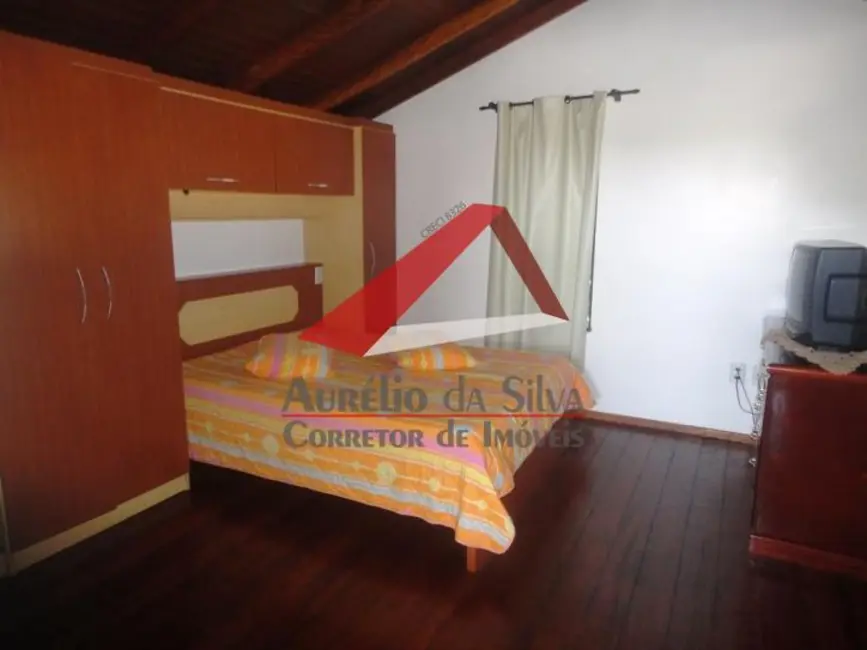 Apartamento com 2 quartos para alugar em Centro, Bombinhas - SC - imagem 3 Foto 3 de Apartamento com 2 quartos para alugar em Centro, Bombinhas - SC