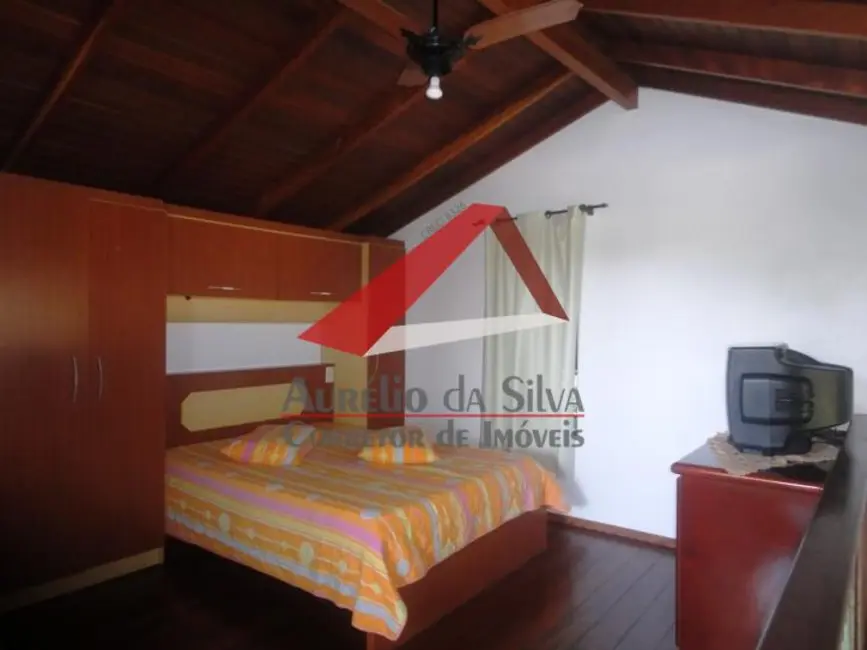 Apartamento com 2 quartos para alugar em Centro, Bombinhas - SC - imagem 8 Foto 8 de Apartamento com 2 quartos para alugar em Centro, Bombinhas - SC