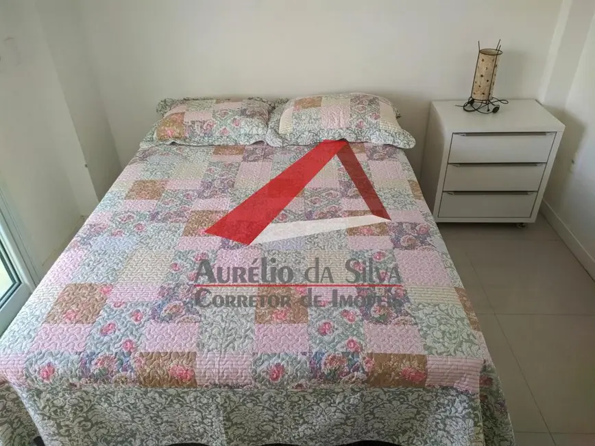 Apartamento com 3 quartos à venda e para alugar em Centro, Bombinhas - SC - imagem 8 Foto 8 de Apartamento com 3 quartos à venda e para alugar em Centro, Bombinhas - SC