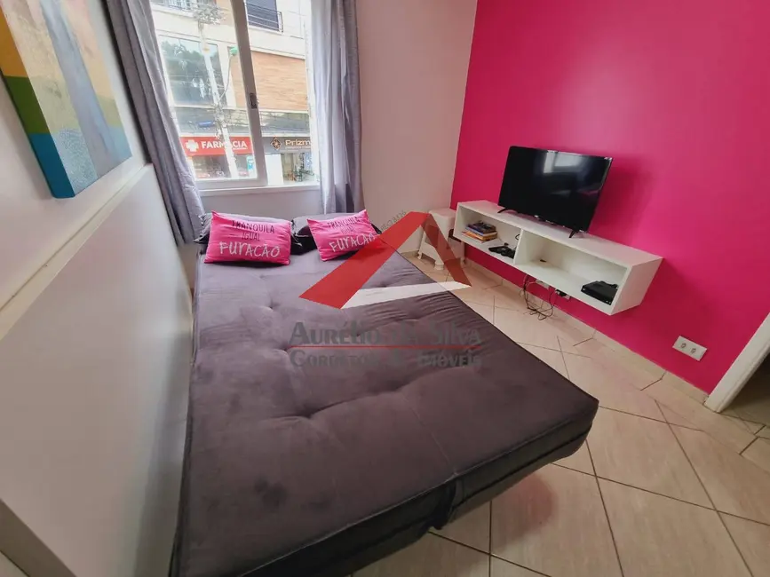 Foto 7 de Apartamento com 1 quarto à venda e para alugar, 35m2 em Centro, Bombinhas - SC