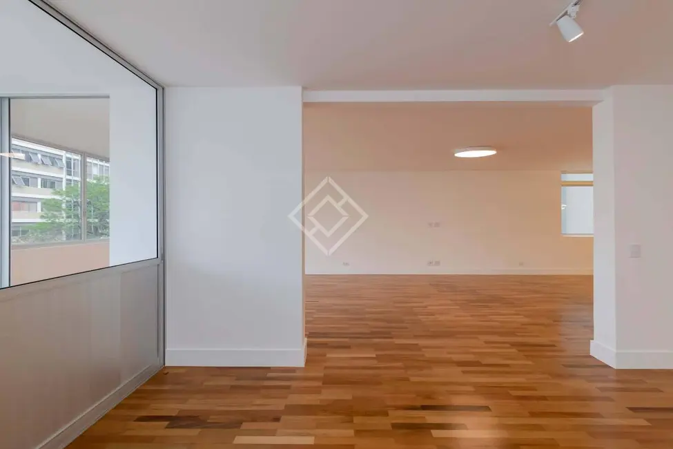 Apartamento com 3 quartos à venda, 270m2 em Higienópolis, São Paulo - SP - imagem 7 Foto 7 de Apartamento com 3 quartos à venda, 270m2 em Higienópolis, São Paulo - SP