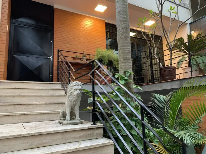 Foto 2 de Casa com 3 quartos à venda, 210m2 em Vila Bertioga, São Paulo - SP