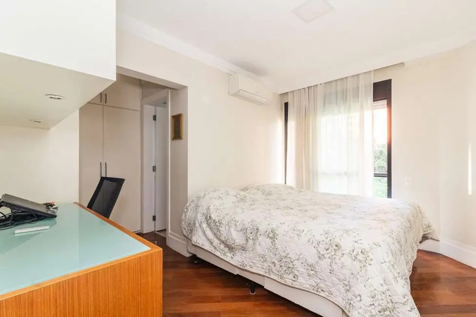 Foto 5 de Apartamento com 4 quartos à venda, 357m2 em Moema, São Paulo - SP