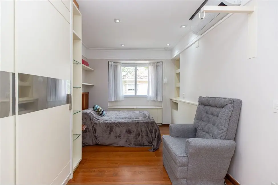 Foto 5 de Casa de Condomínio com 4 quartos à venda, 223m2 em Campo Belo, São Paulo - SP