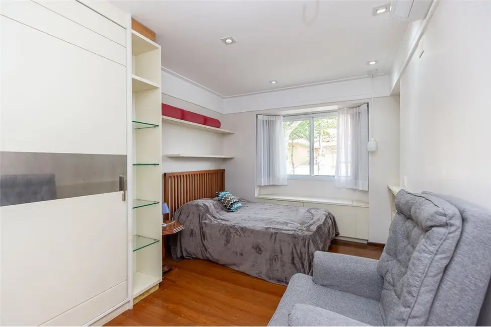 Foto 6 de Casa de Condomínio com 4 quartos à venda, 223m2 em Campo Belo, São Paulo - SP