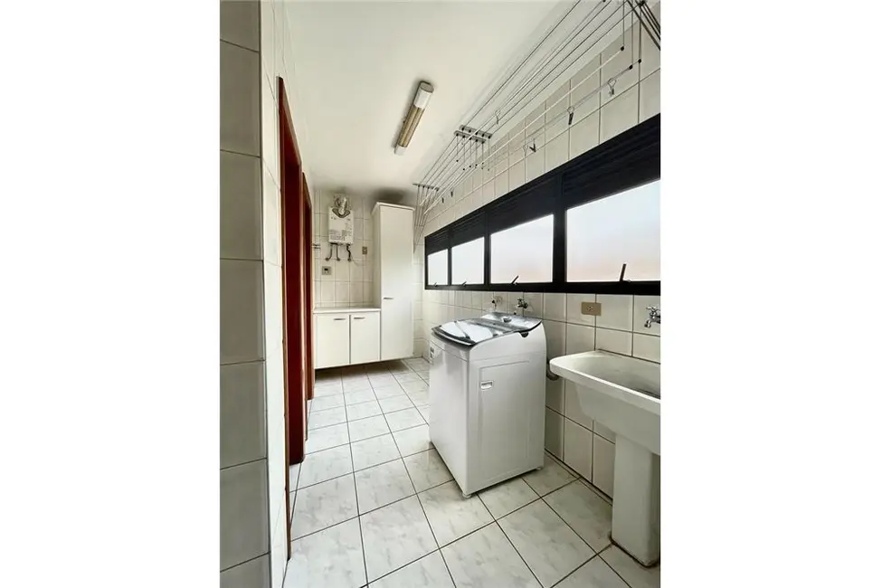 Apartamento com 4 quartos à venda, 177m2 em Aclimação, São Paulo - SP - imagem 7 Foto 7 de Apartamento com 4 quartos à venda, 177m2 em Aclimação, São Paulo - SP