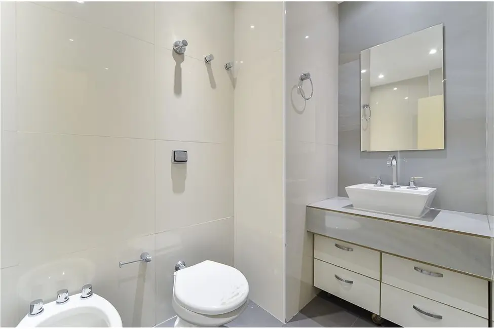 Apartamento com 3 quartos à venda, 191m2 em Higienópolis, São Paulo - SP - imagem 7 Foto 7 de Apartamento com 3 quartos à venda, 191m2 em Higienópolis, São Paulo - SP