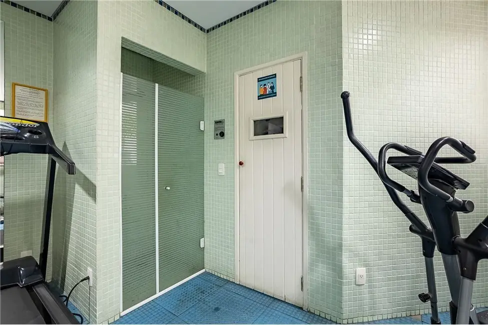 Foto 7 de Apartamento com 2 quartos à venda, 56m2 em Moema, São Paulo - SP