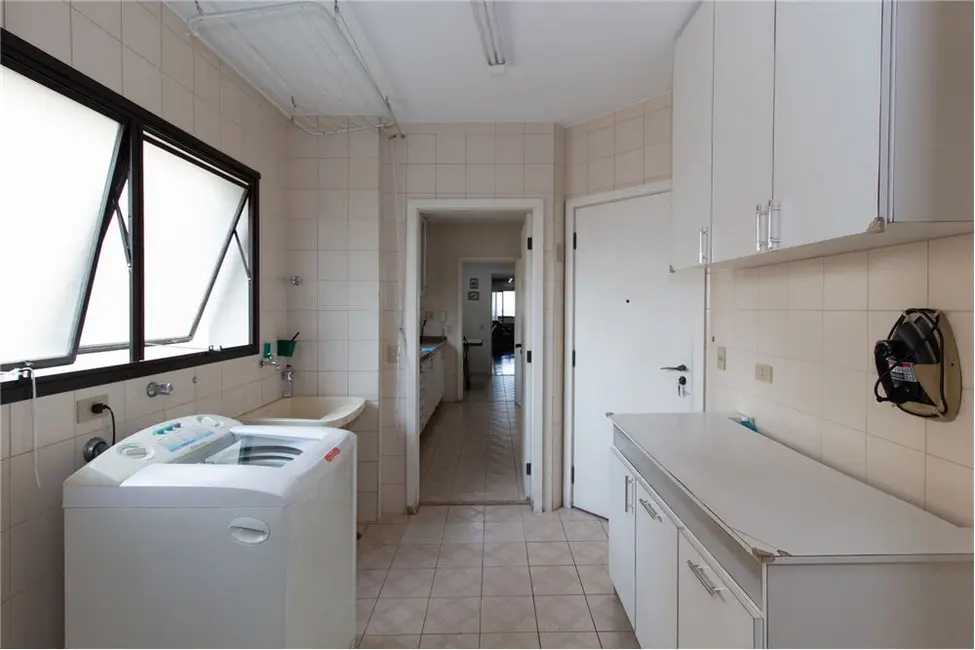 Foto 9 de Apartamento com 4 quartos à venda, 192m2 em Campo Belo, São Paulo - SP