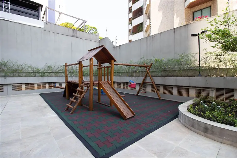 Foto 2 de Apartamento com 4 quartos à venda, 220m2 em Moema, São Paulo - SP