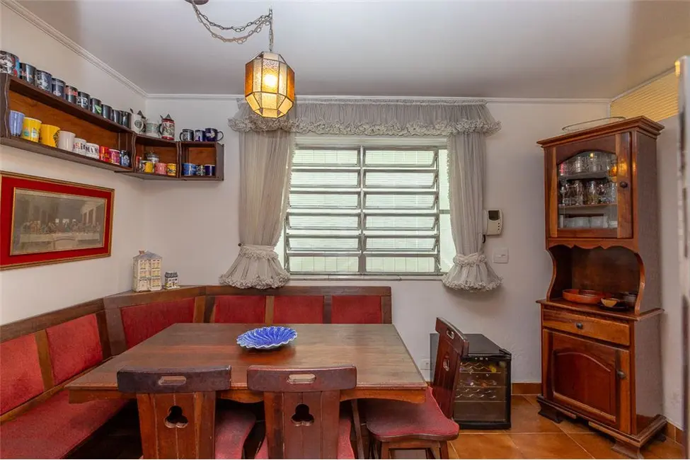 Foto 4 de Casa com 4 quartos à venda, 300m2 em Moema, São Paulo - SP