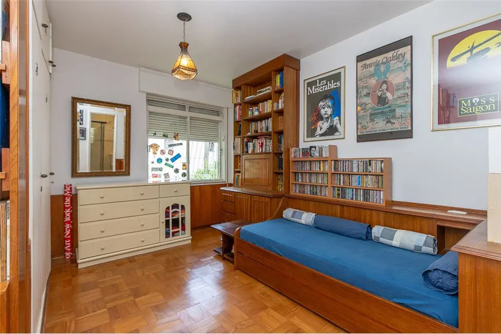 Foto 2 de Casa com 4 quartos à venda, 300m2 em Moema, São Paulo - SP