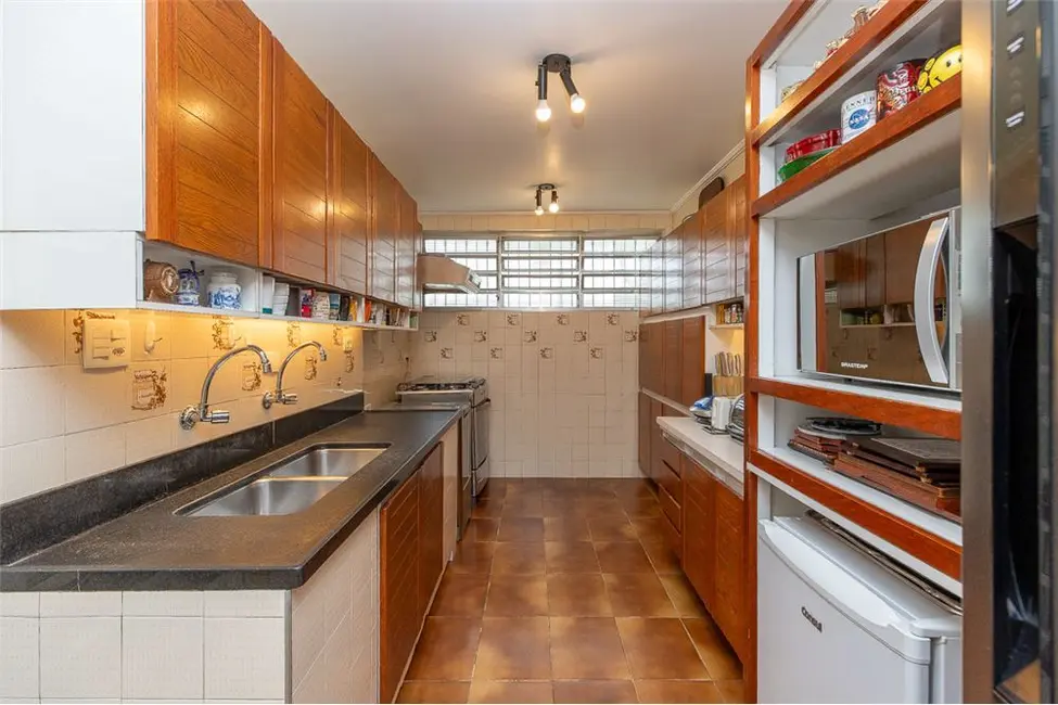 Foto 6 de Casa com 4 quartos à venda, 300m2 em Moema, São Paulo - SP