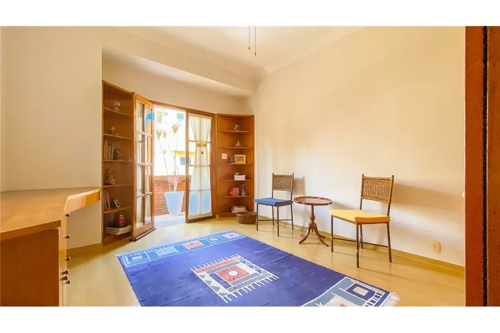 Casa com 3 quartos à venda, 275m2 em Cambuci, São Paulo - SP - imagem 5 Foto 5 de Casa com 3 quartos à venda, 275m2 em Cambuci, São Paulo - SP